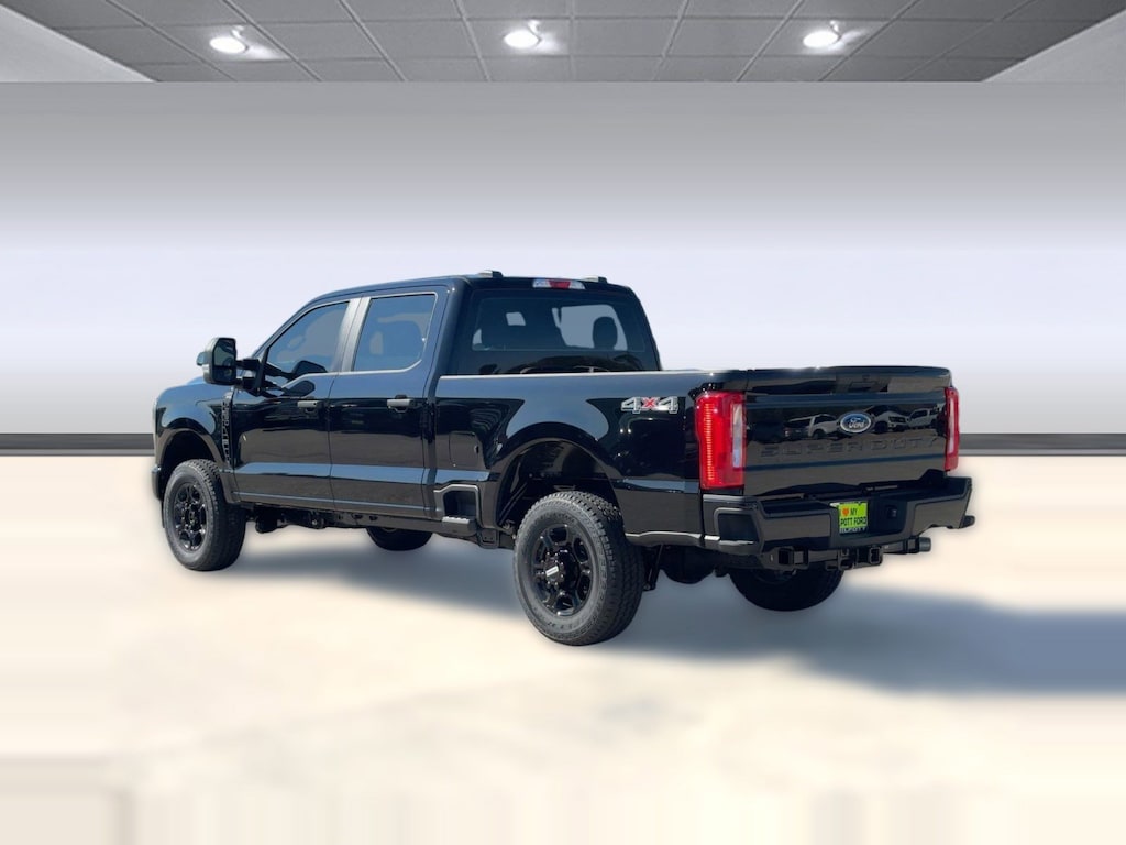 New 2026 Ford F-250 XL Truck Crew Cab