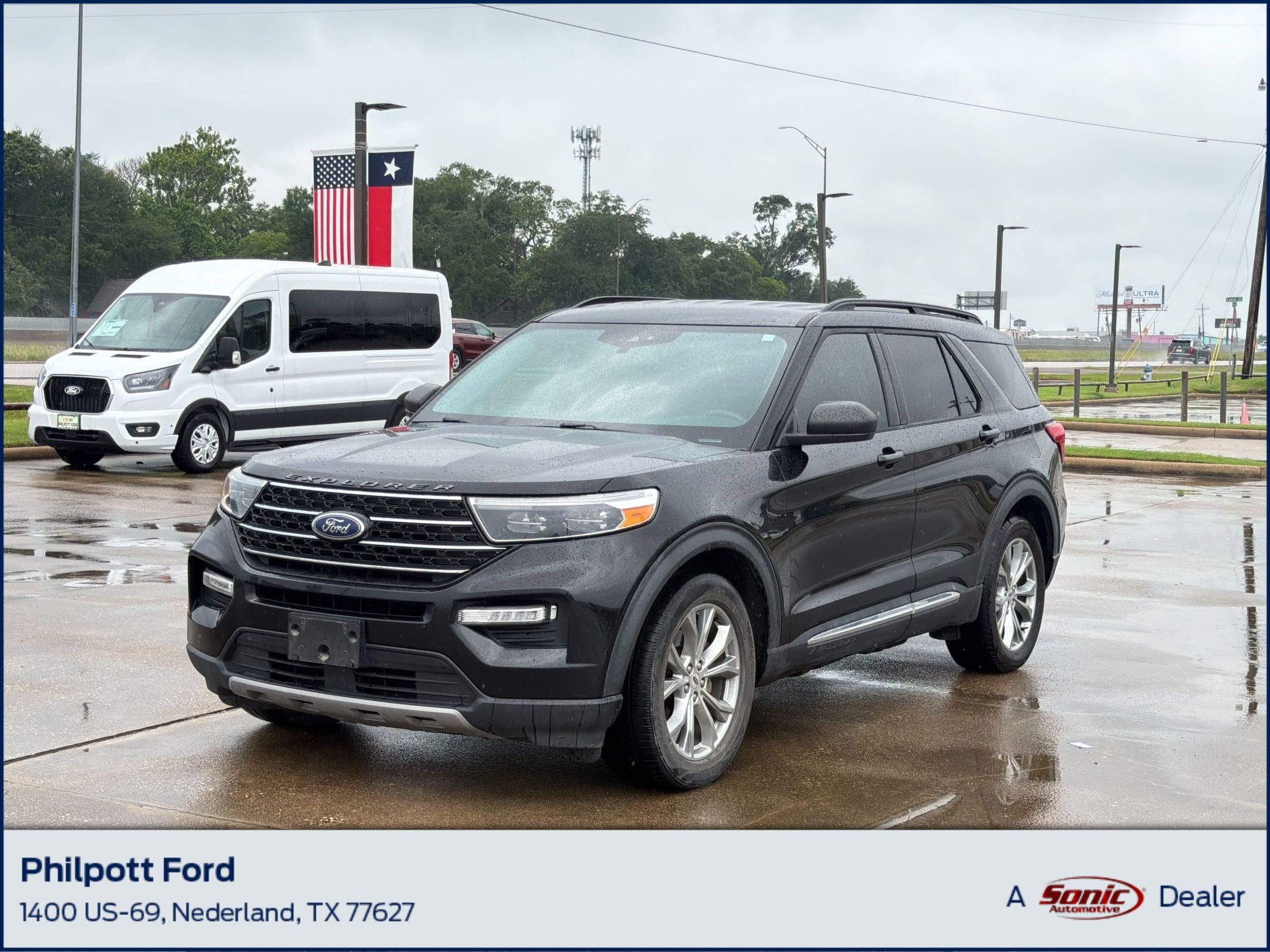 2020 Ford Explorer XLT RWD's photo