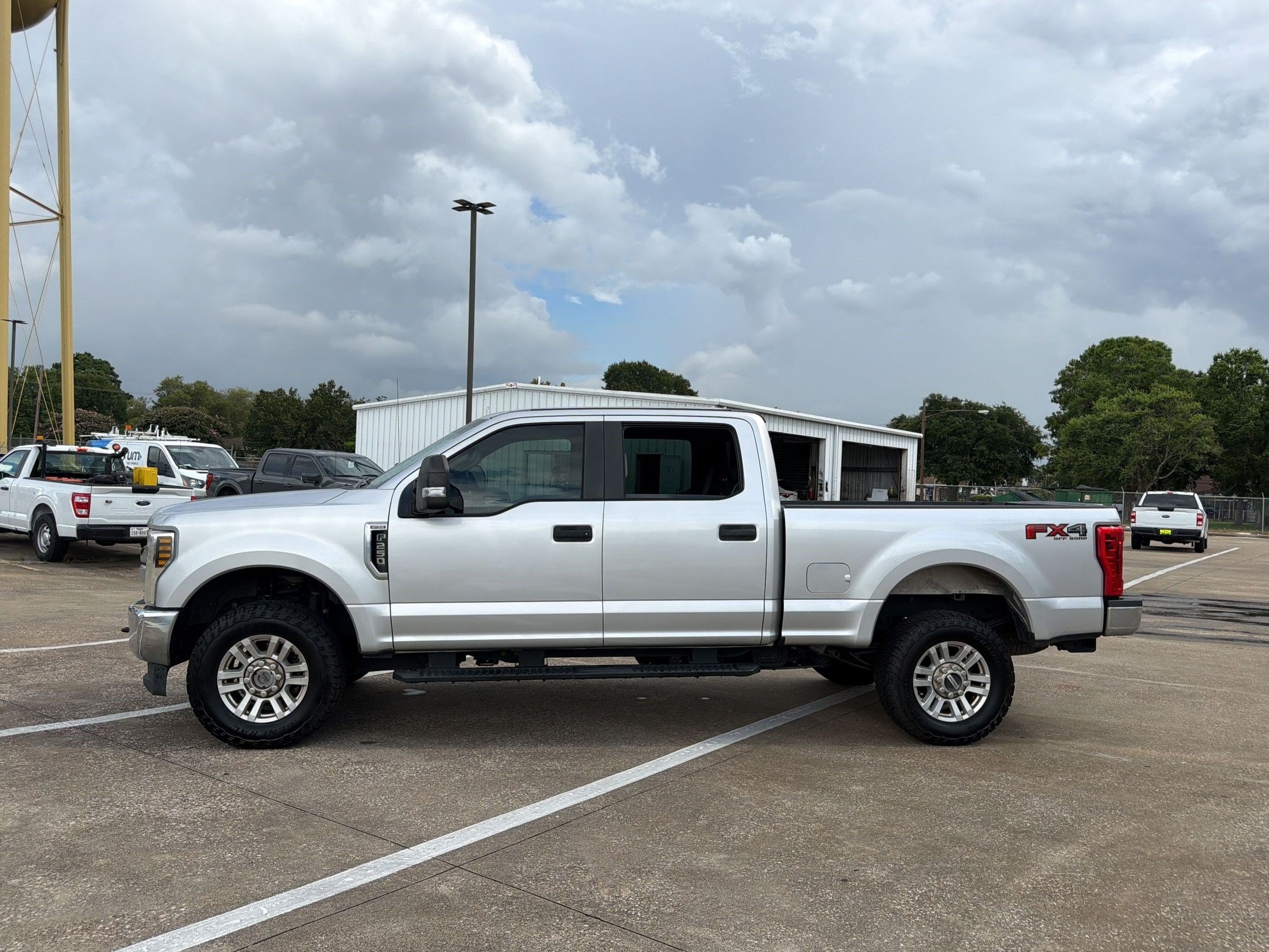 Used 2018 Ford F-250 Super Duty XL with VIN 1FT7W2B6XJEC24102 for sale in Nederland, TX