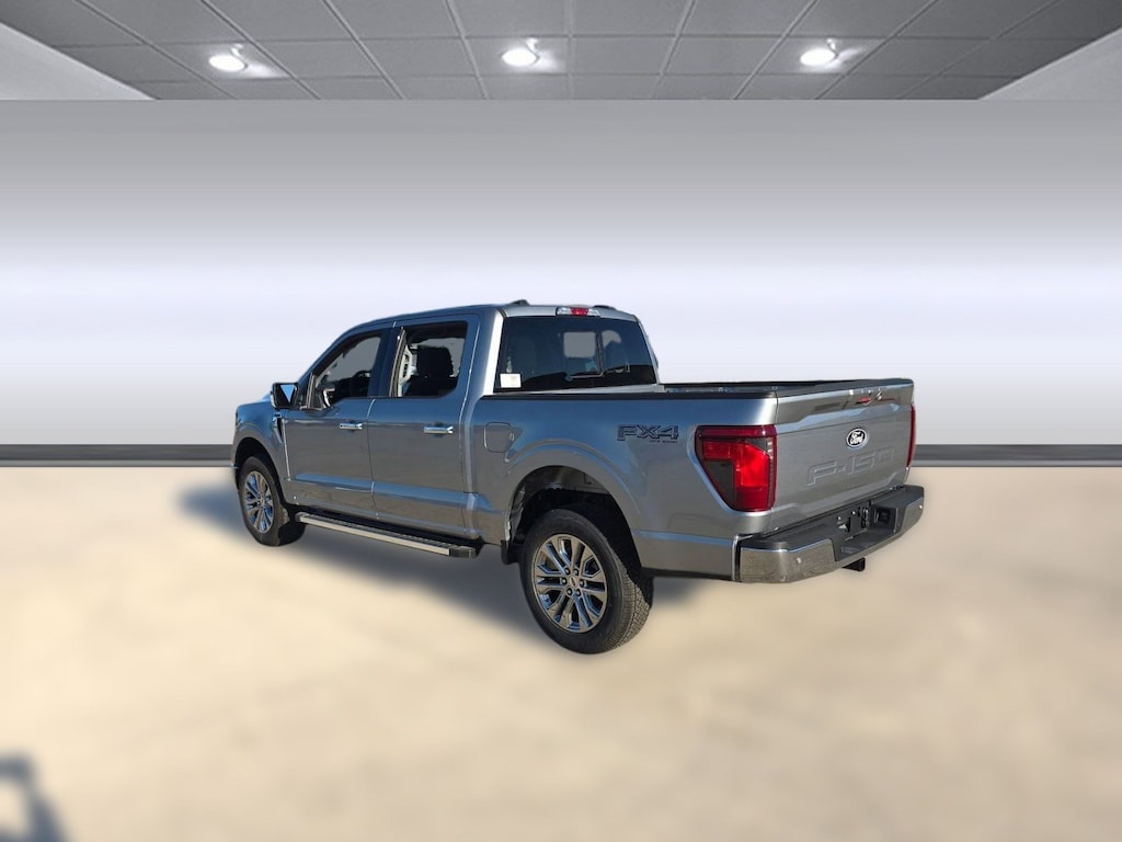 New 2025 Ford F-150 XLT Truck SuperCrew Cab