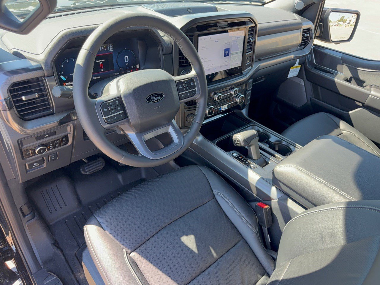 New 2026 Ford F-150 LARIAT Truck SuperCrew Cab