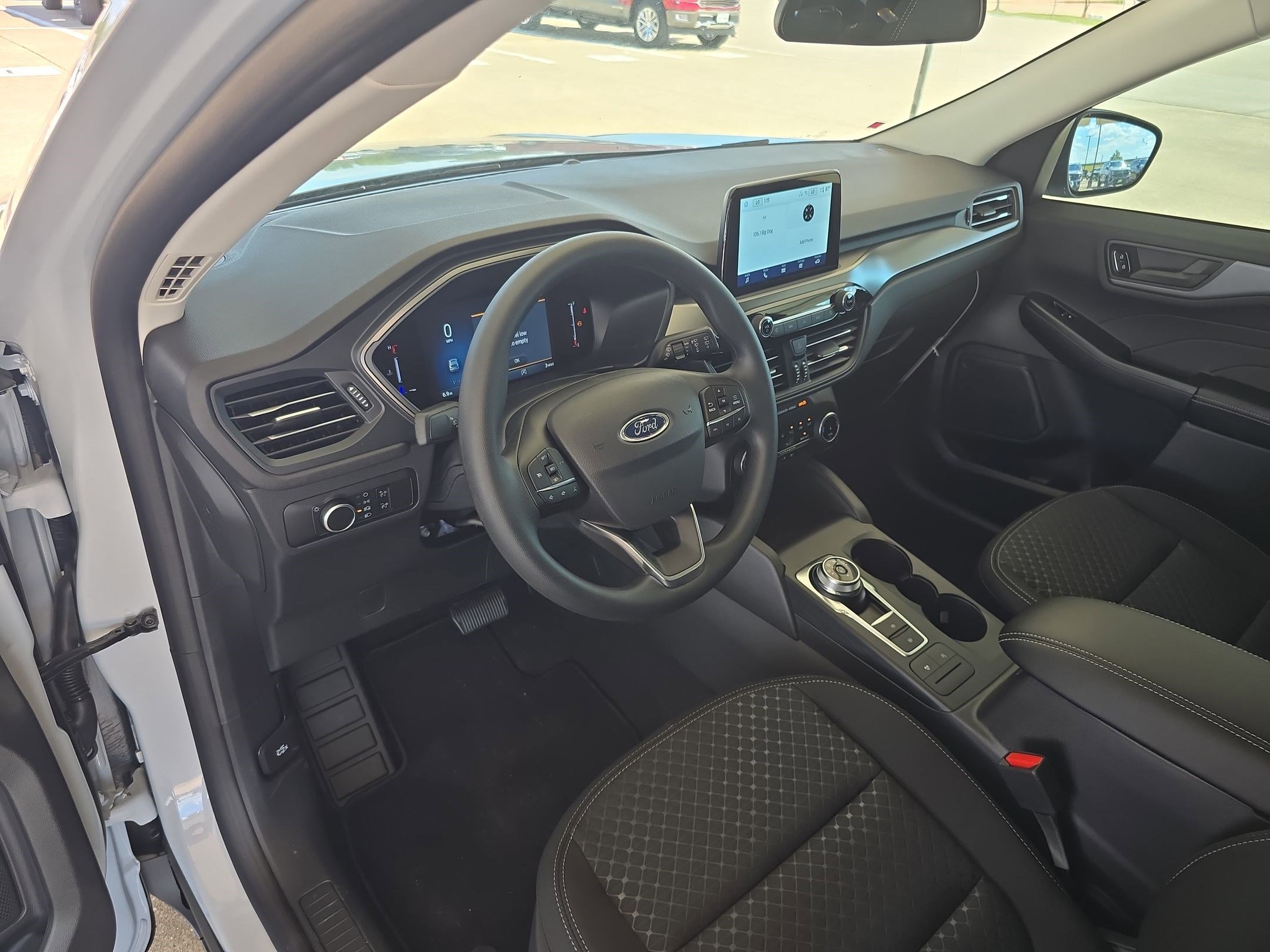 2026 Ford Escape Active photo 2