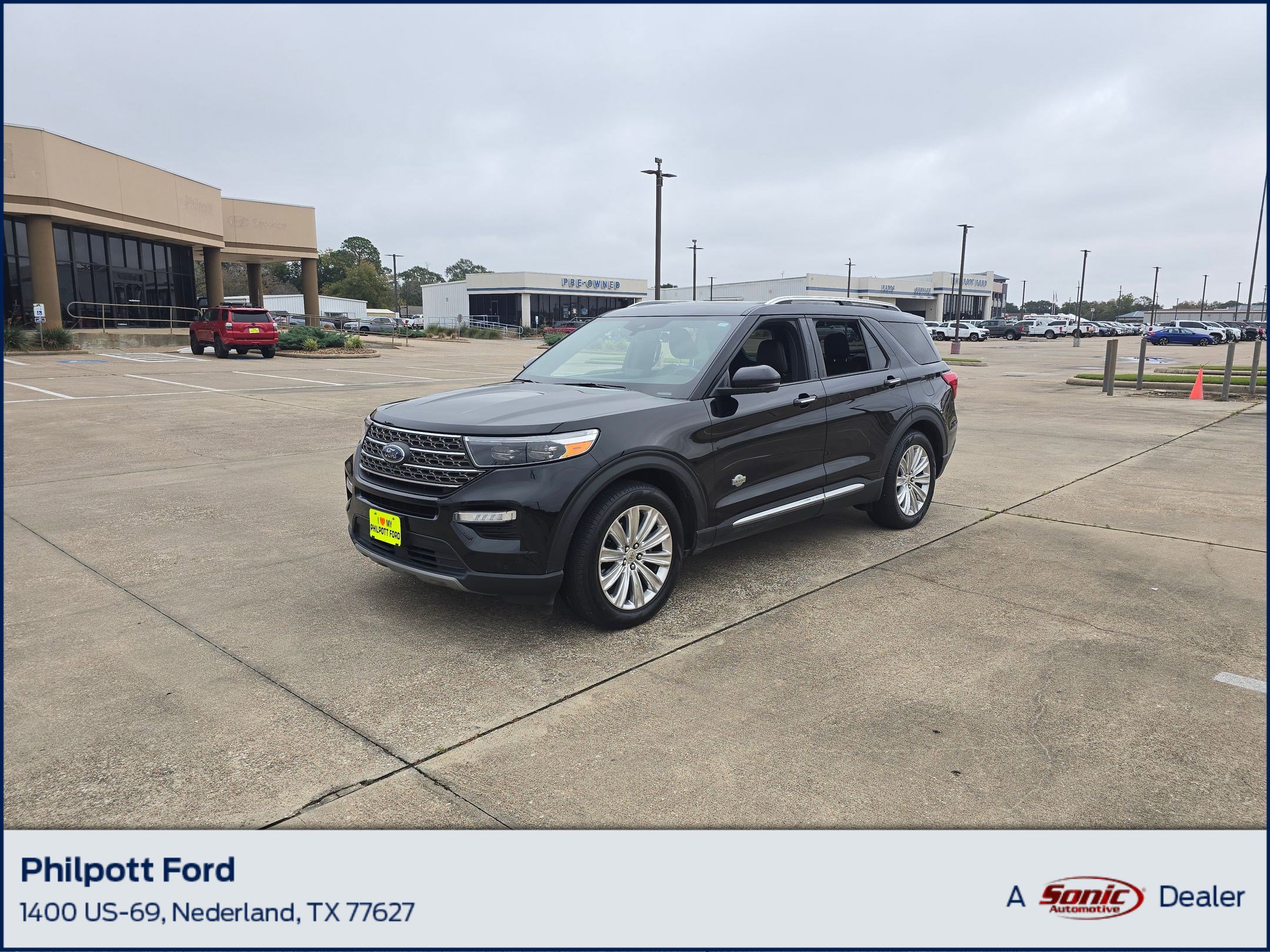 2022 Ford Explorer King Ranch's photo