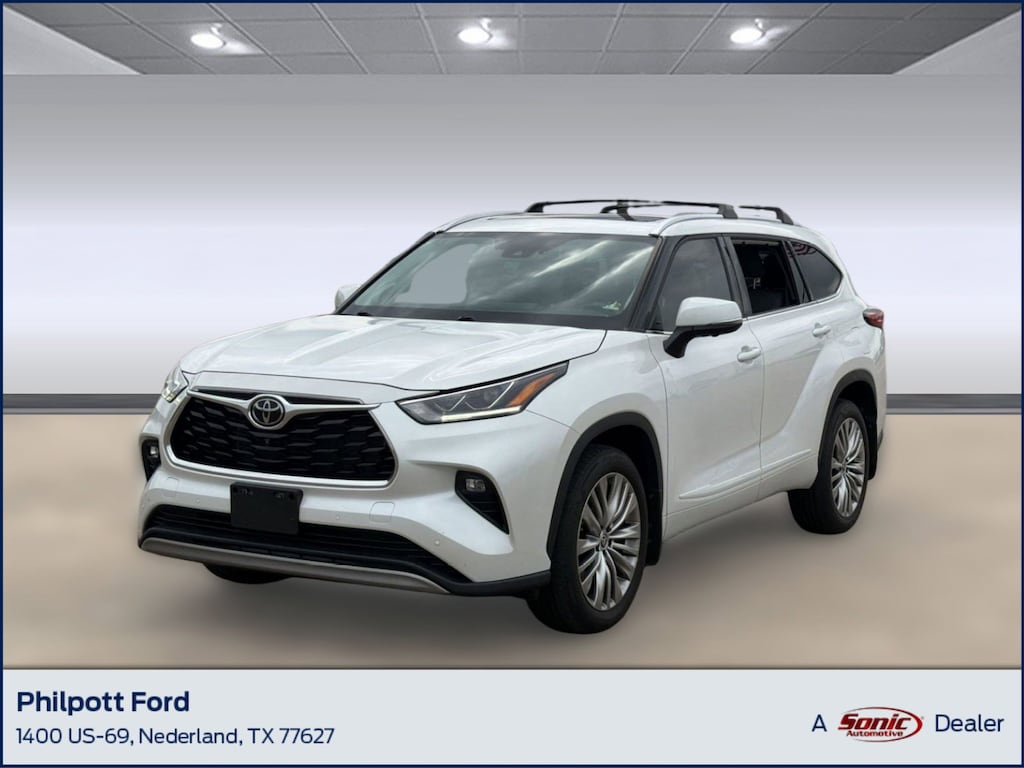 Used 2023 Toyota Highlander Platinum SUV