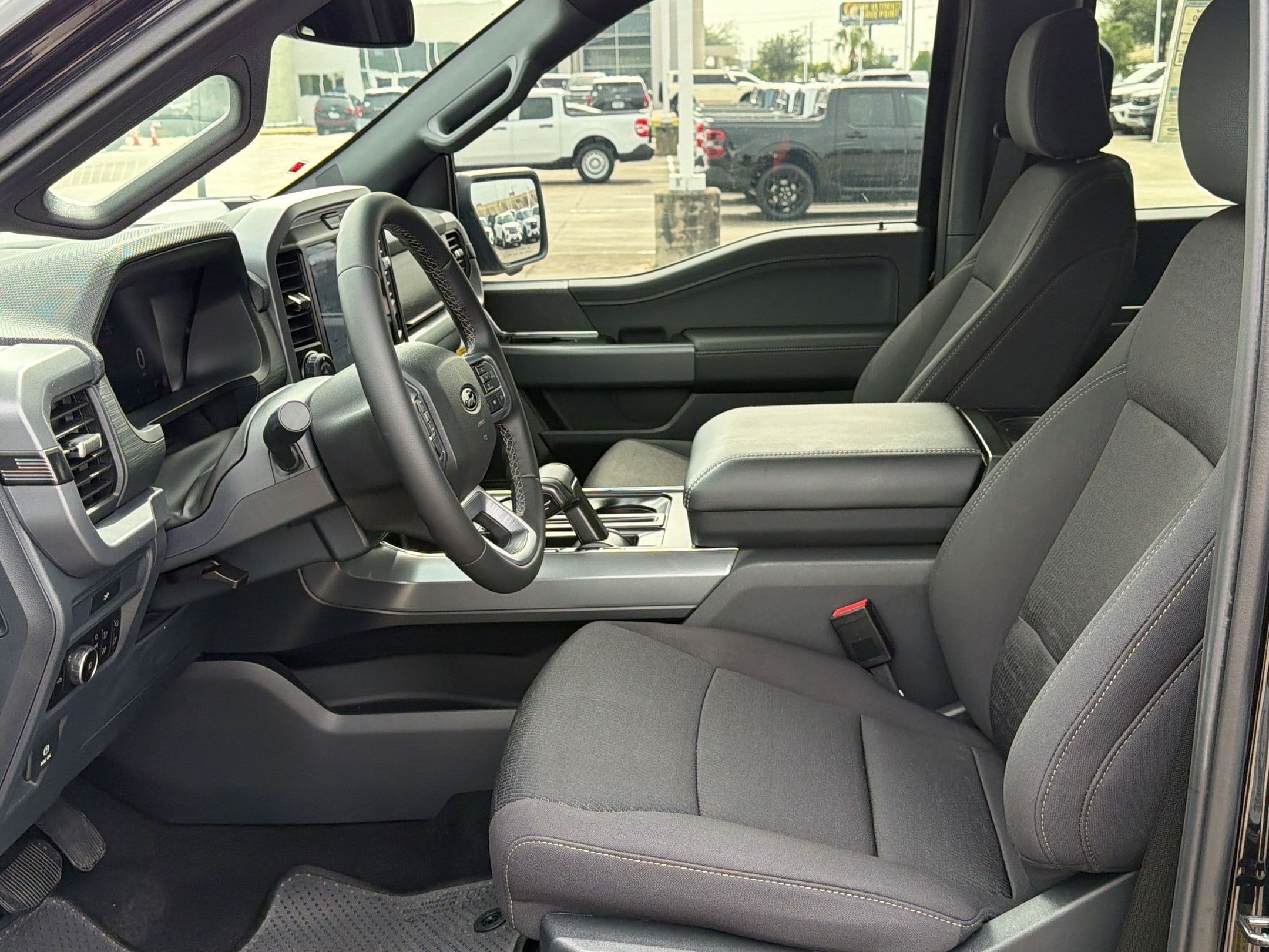 F-150 XLT Truck SuperCrew Cab