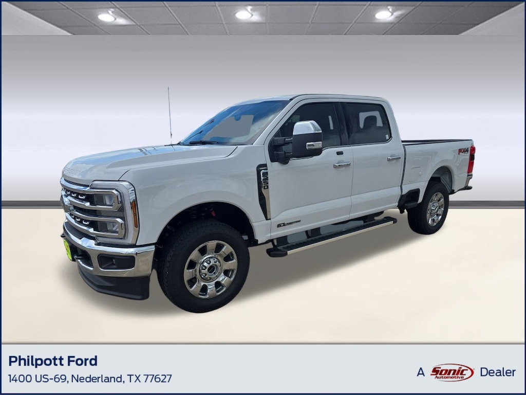 New 2025 Ford F-250 LARIAT Truck Crew Cab