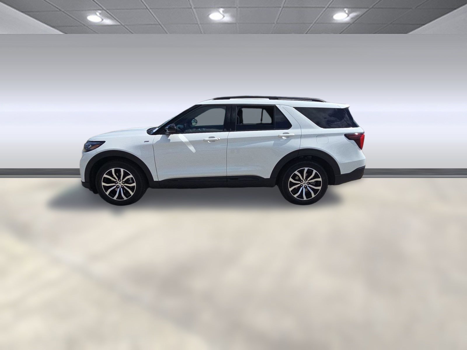 2025 Ford Explorer ST-Line photo 2