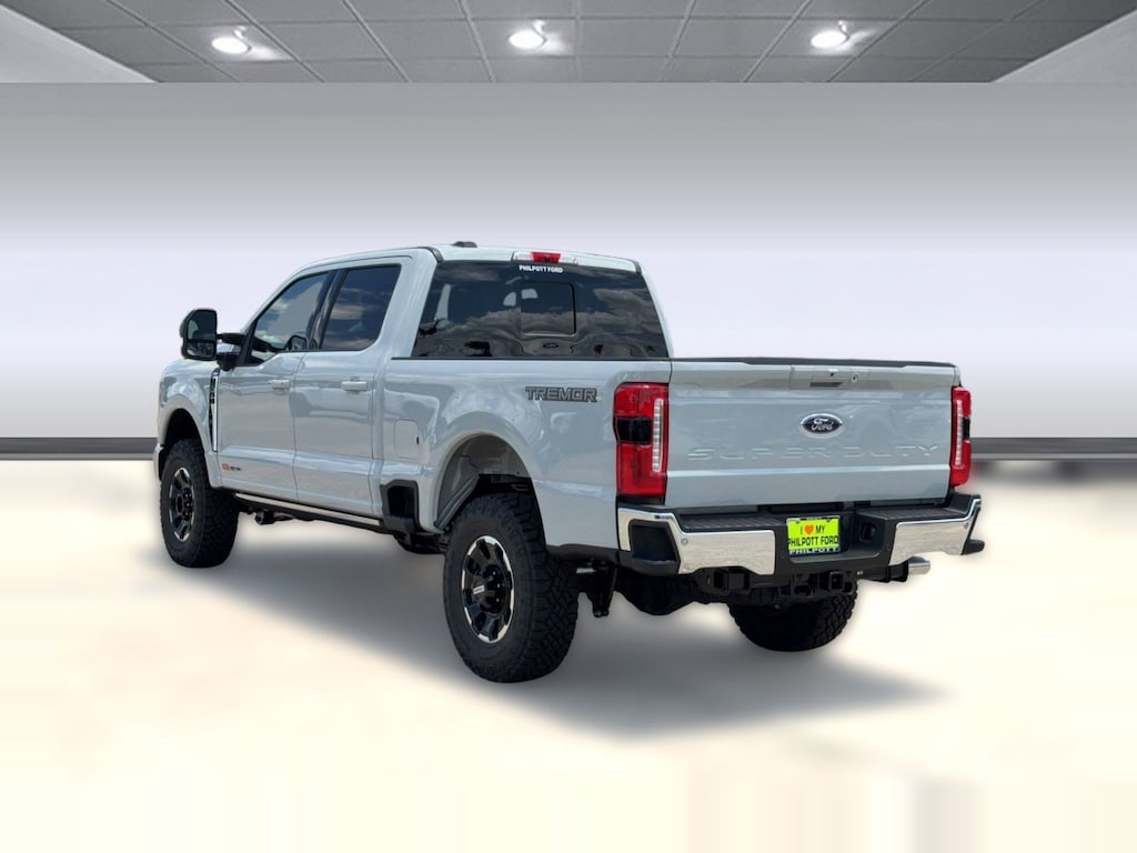New 2026 Ford F-250 LARIAT Truck Crew Cab