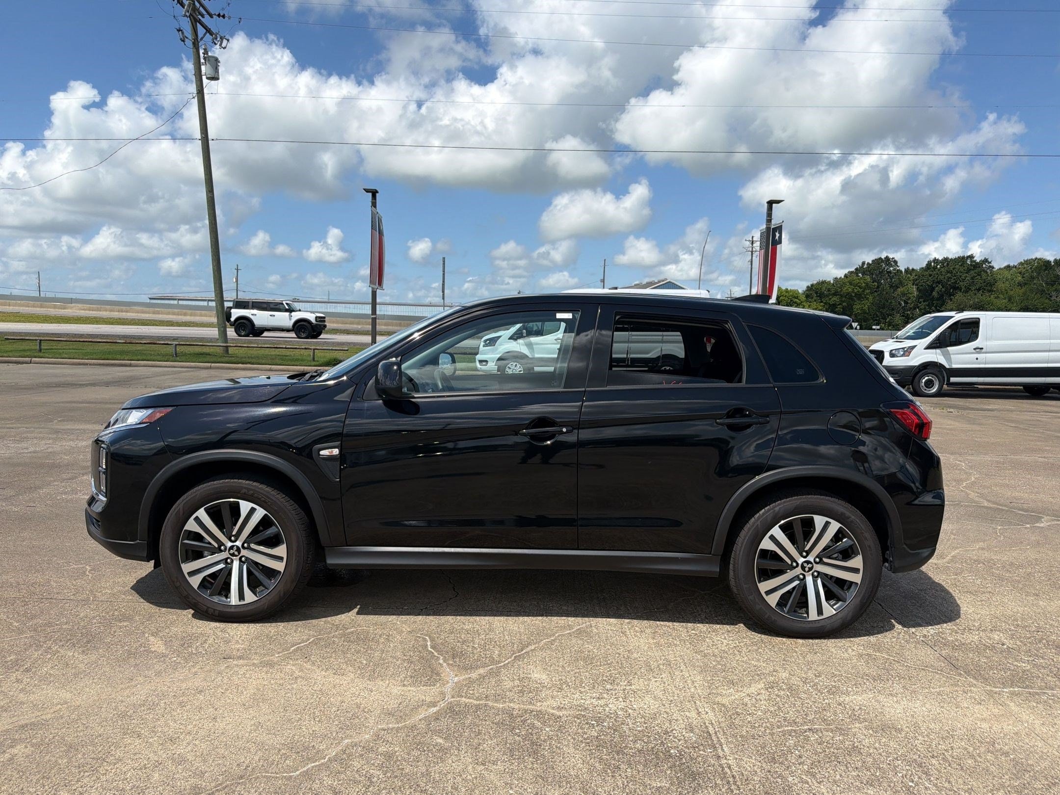 Used 2025 Mitsubishi Outlander Sport ES with VIN JA4ARUAUXSU008874 for sale in Nederland, TX