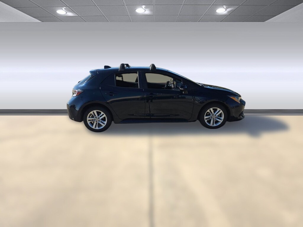 Used 2020 Toyota Corolla Hatchback SE Hatchback