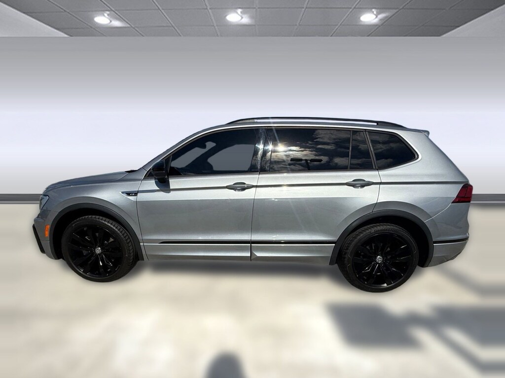 Used 2021 Volkswagen Tiguan SE R-Line Black SUV