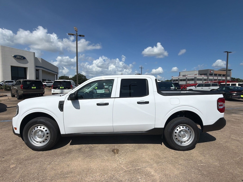New 2026 Ford Maverick XL Truck SuperCrew