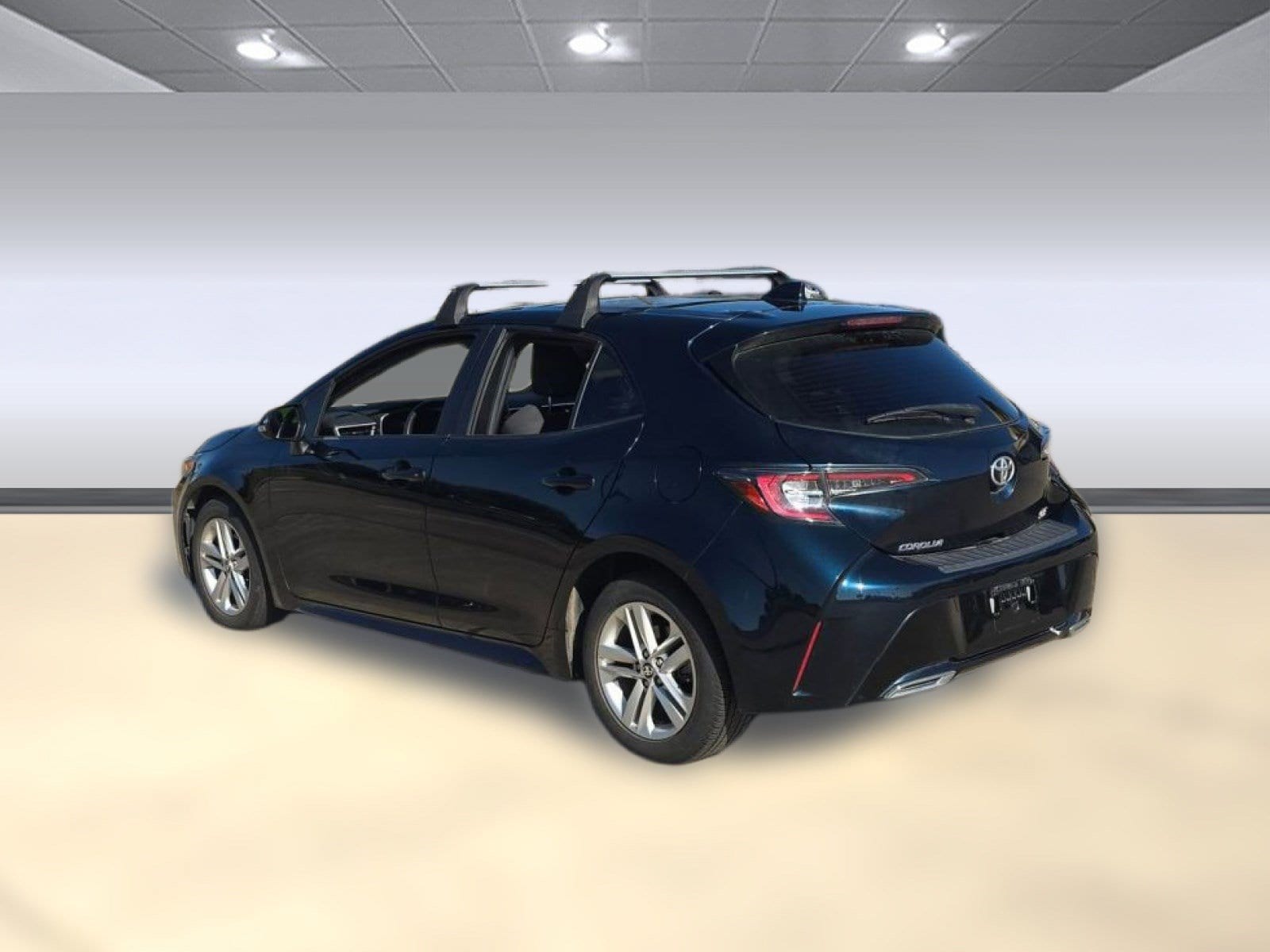 Used 2020 Toyota Corolla Hatchback SE with VIN JTND4RBE0L3086878 for sale in Nederland, TX