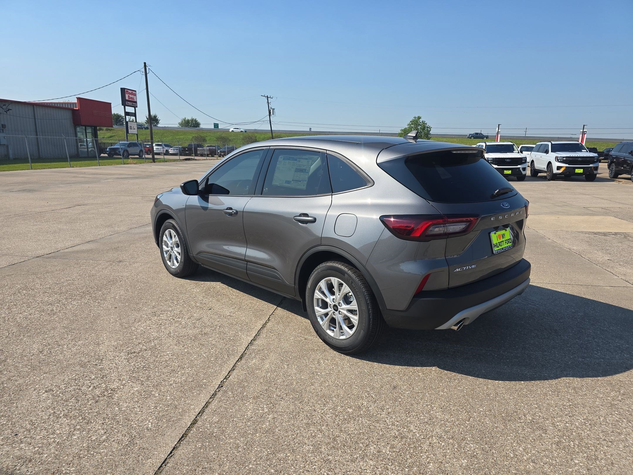2025 Ford Escape Active photo 2
