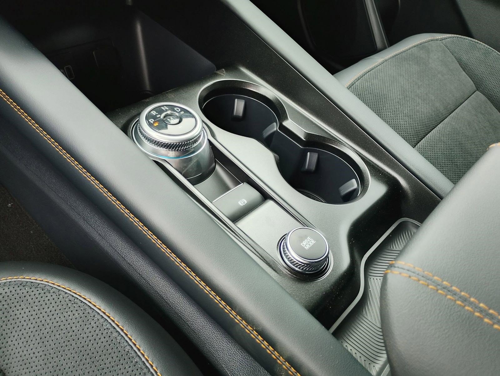 2026 Ford Explorer Tremor - Photo 26