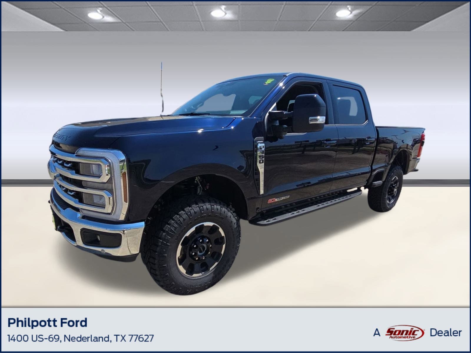 2025 Ford F-350 Super Duty Lariat's photo