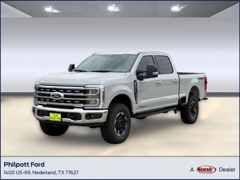 New 2026 Ford F-250 LARIAT Truck Crew Cab