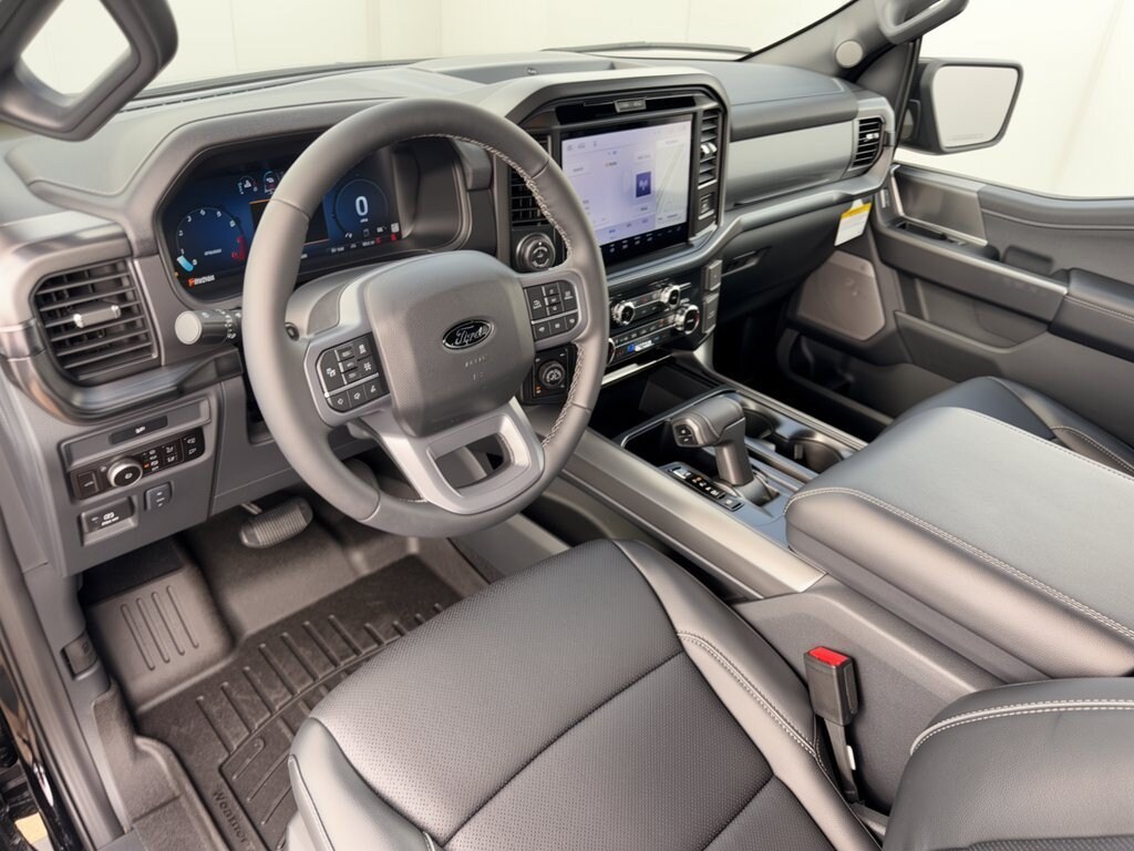 New 2026 Ford F-150 LARIAT Truck SuperCrew Cab