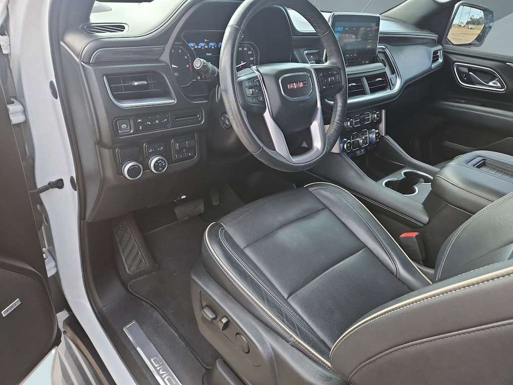 Used 2021 GMC Yukon SLT SUV