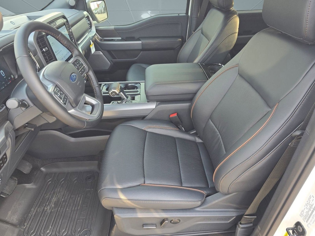 New 2025 Ford F-150 LARIAT Truck SuperCrew Cab