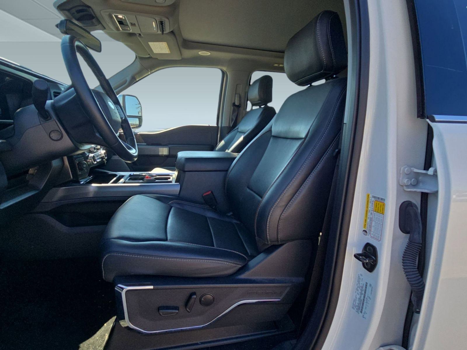2023 Ford F-350 Lariat photo 4