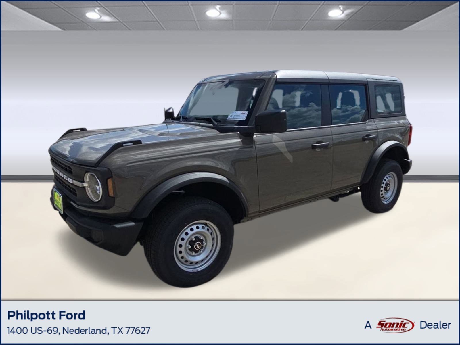 2025 Ford Bronco 4-Door Base's photo