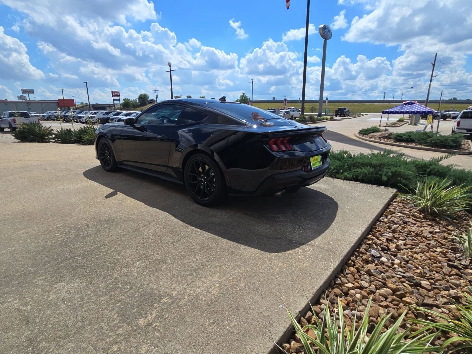2025 Ford Mustang GT photo 3