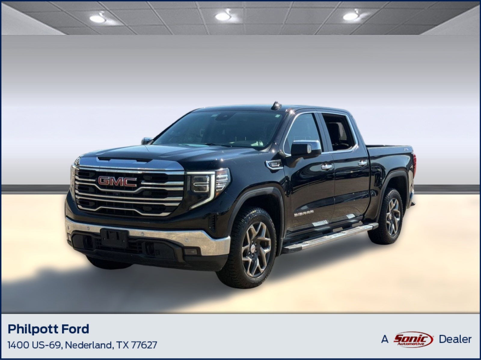 2023 GMC Sierra 4WD Crew Cab Short Box SLT's photo
