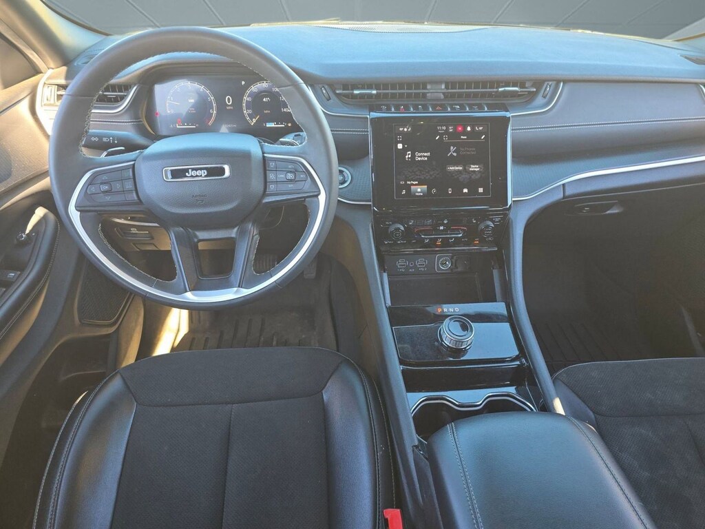 Used 2023 Jeep Grand Cherokee Altitude SUV