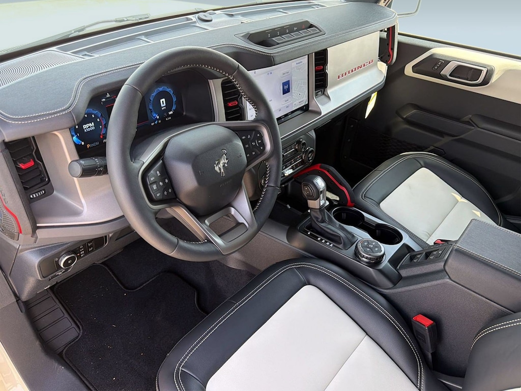 New 2026 Ford Bronco Outer Banks SUV