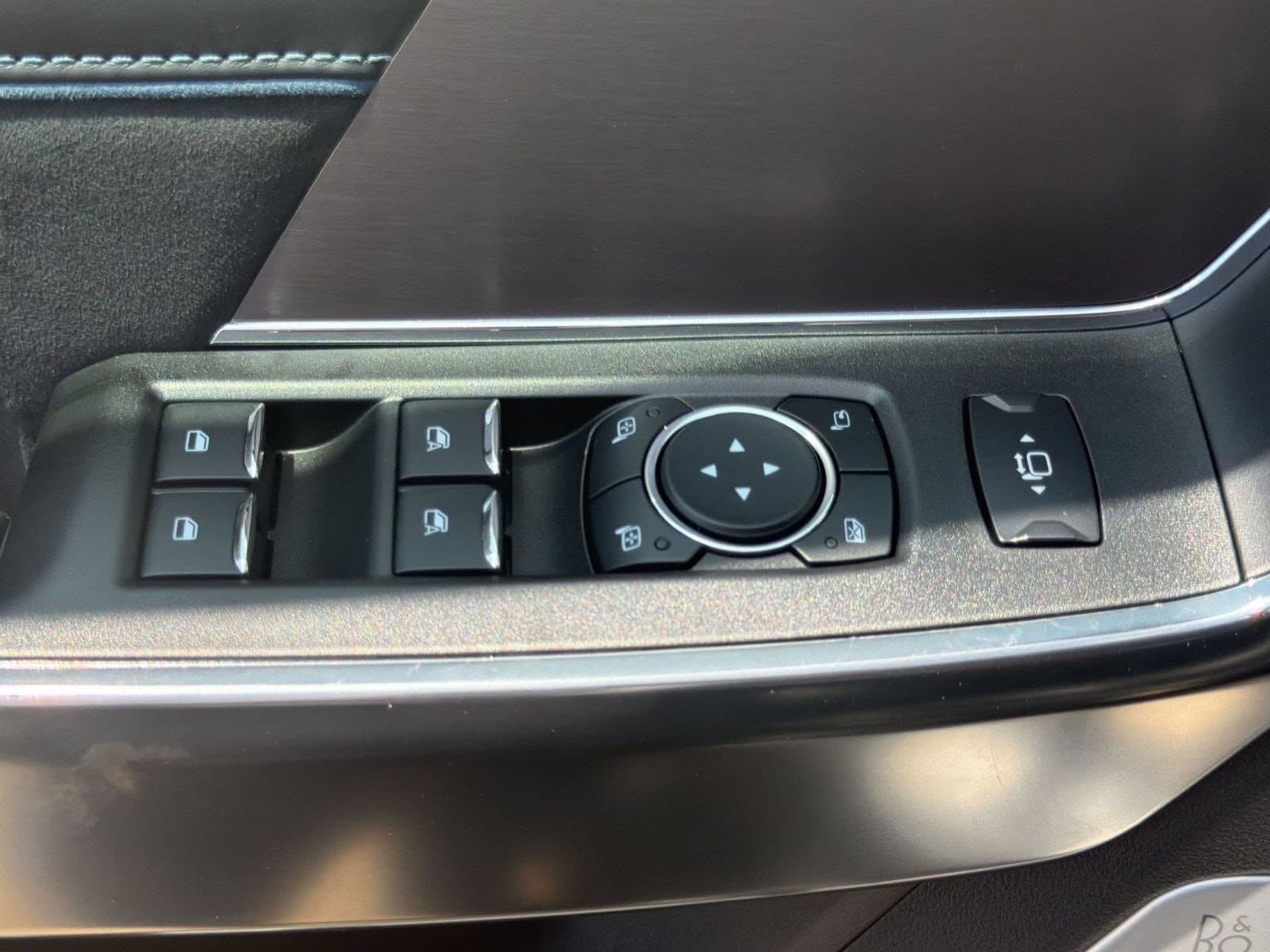 2026 Ford F-250 Super Duty Platinum - Photo 14