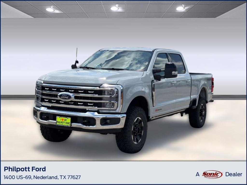 New 2026 Ford F-250 LARIAT Truck Crew Cab
