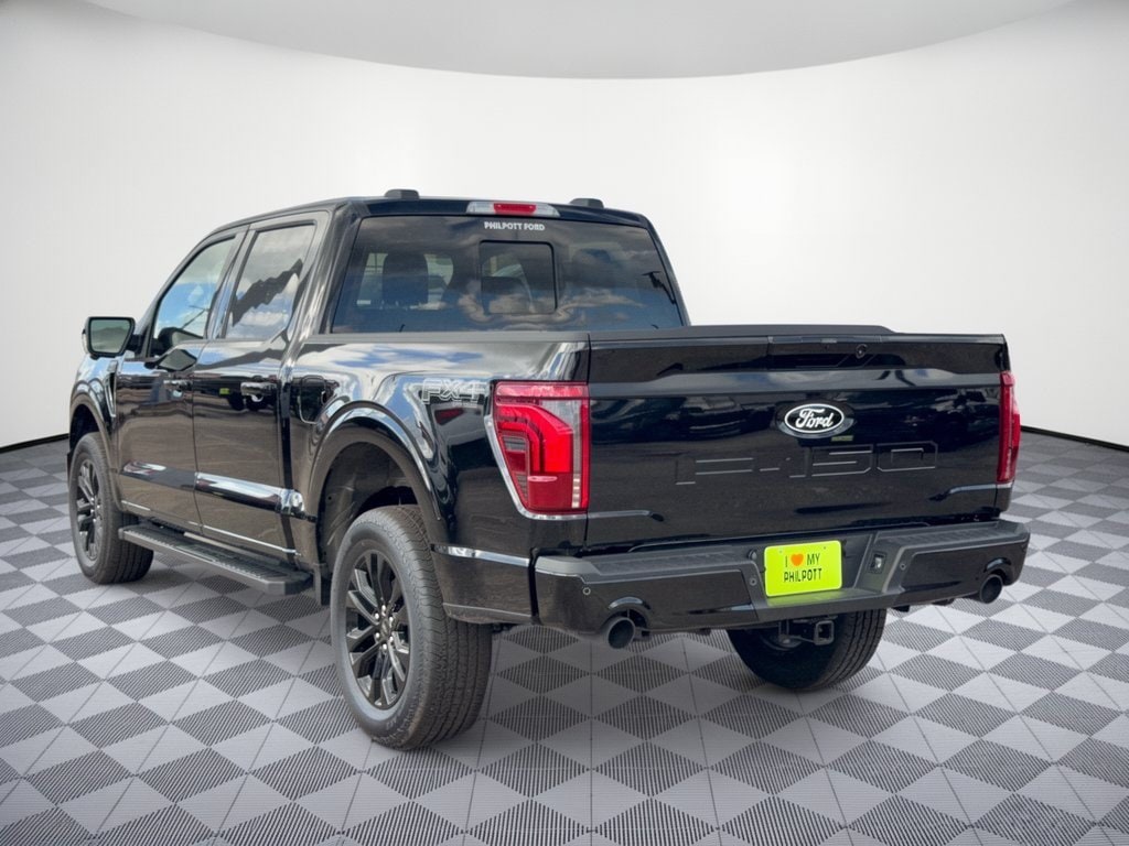 New 2026 Ford F-150 LARIAT Truck SuperCrew Cab