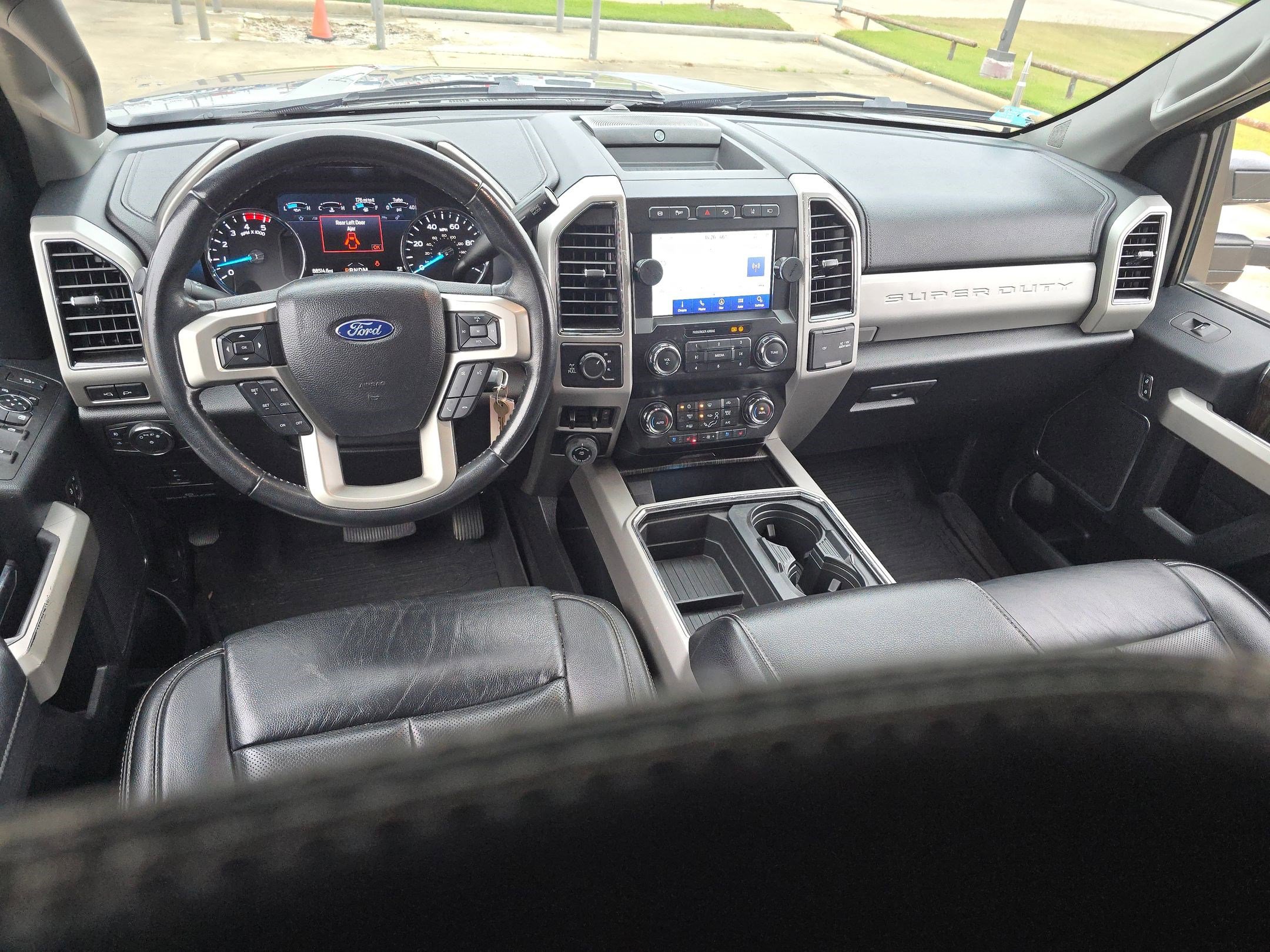 2021 Ford F-250 Lariat photo 4