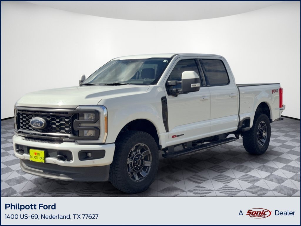 Used 2023 Ford F-250 LARIAT Truck Crew Cab