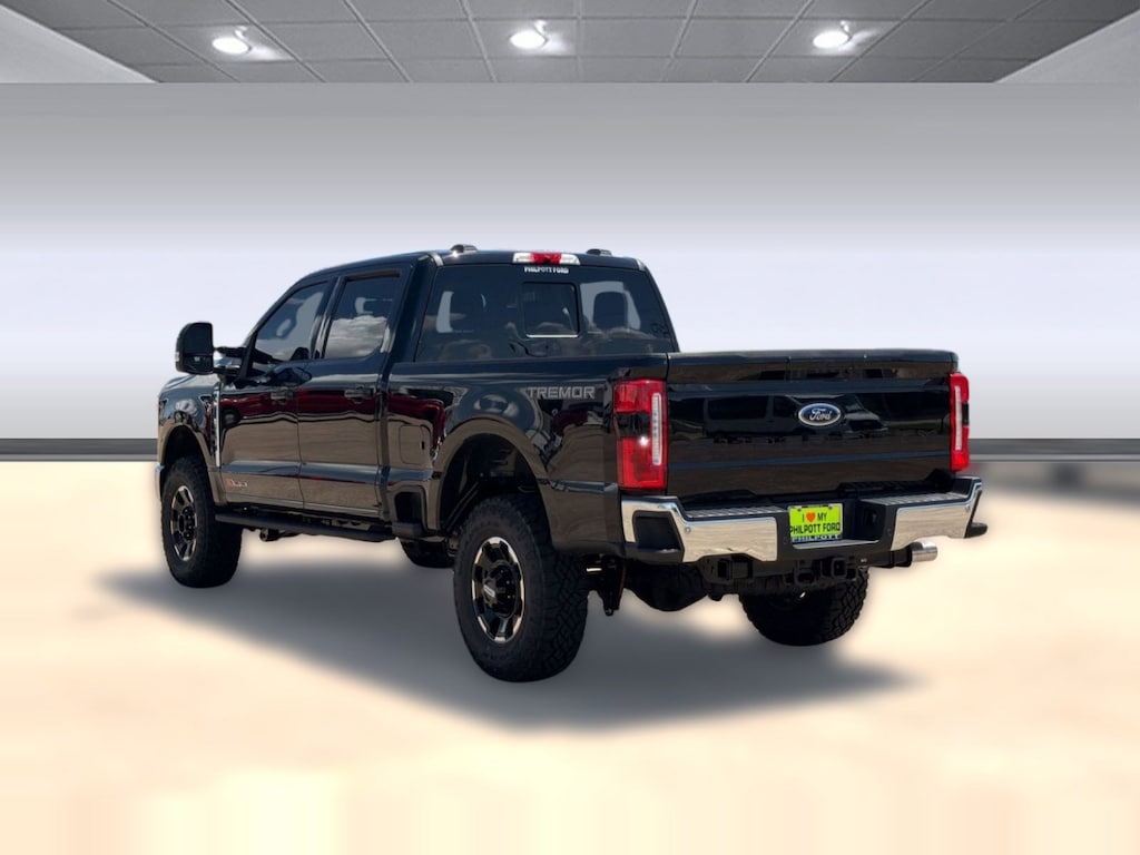 New 2026 Ford F-250 LARIAT Truck Crew Cab