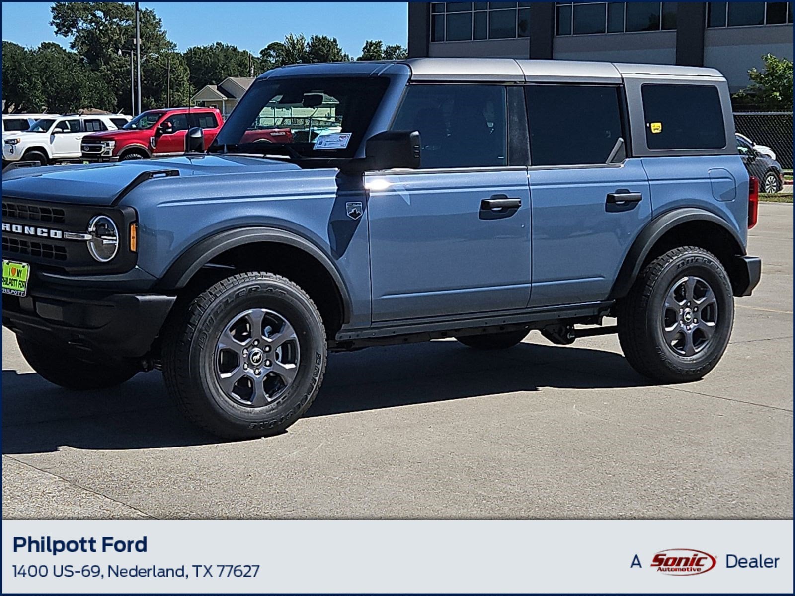 2025 Ford Bronco 4-Door Big Bend's photo