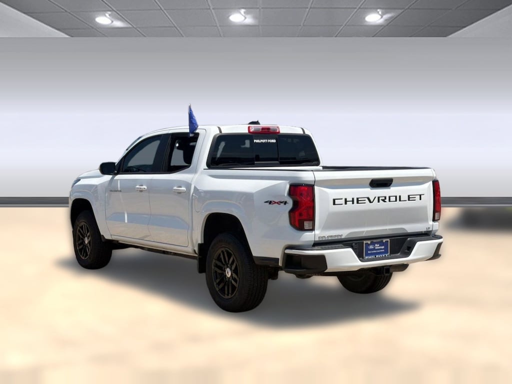 Used 2024 Chevrolet Colorado 4WD LT Truck Crew Cab