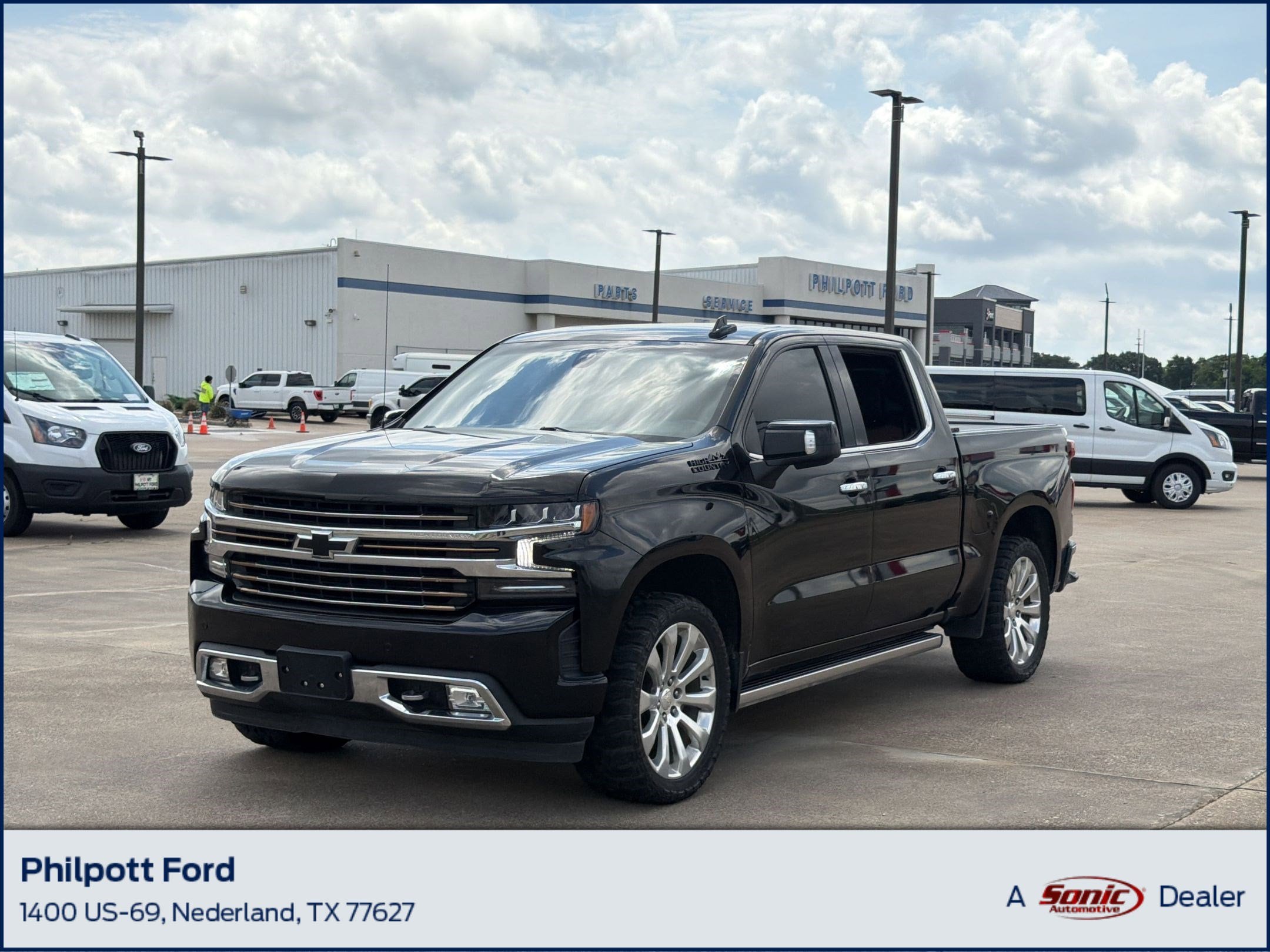 2022 Chevrolet Silverado 1500 High Country 4X4 Crew Cab Short Box's photo