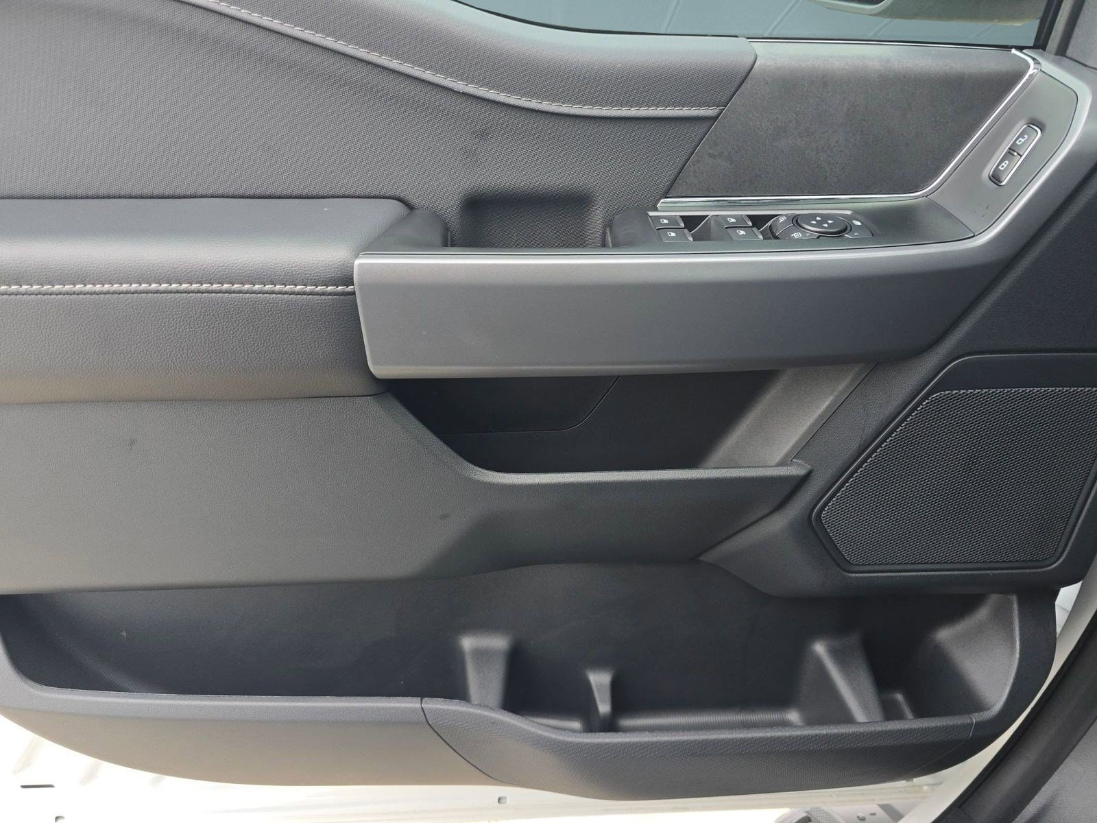 2026 Ford F-150 XLT - Photo 11