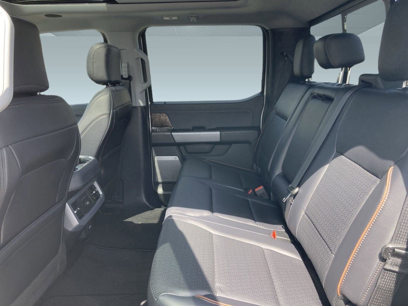 2025 Ford F-250 Super Duty Lariat - Photo 24