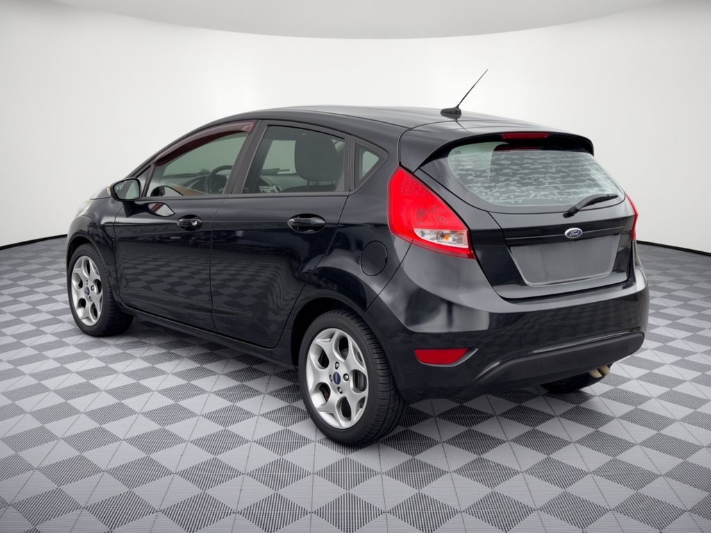 Used 2012 Ford Fiesta SES Hatchback