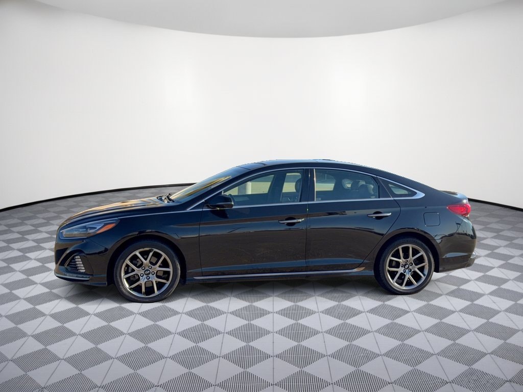 Used 2018 Hyundai Sonata Limited with VIN 5NPE34AB3JH727867 for sale in Nederland, TX