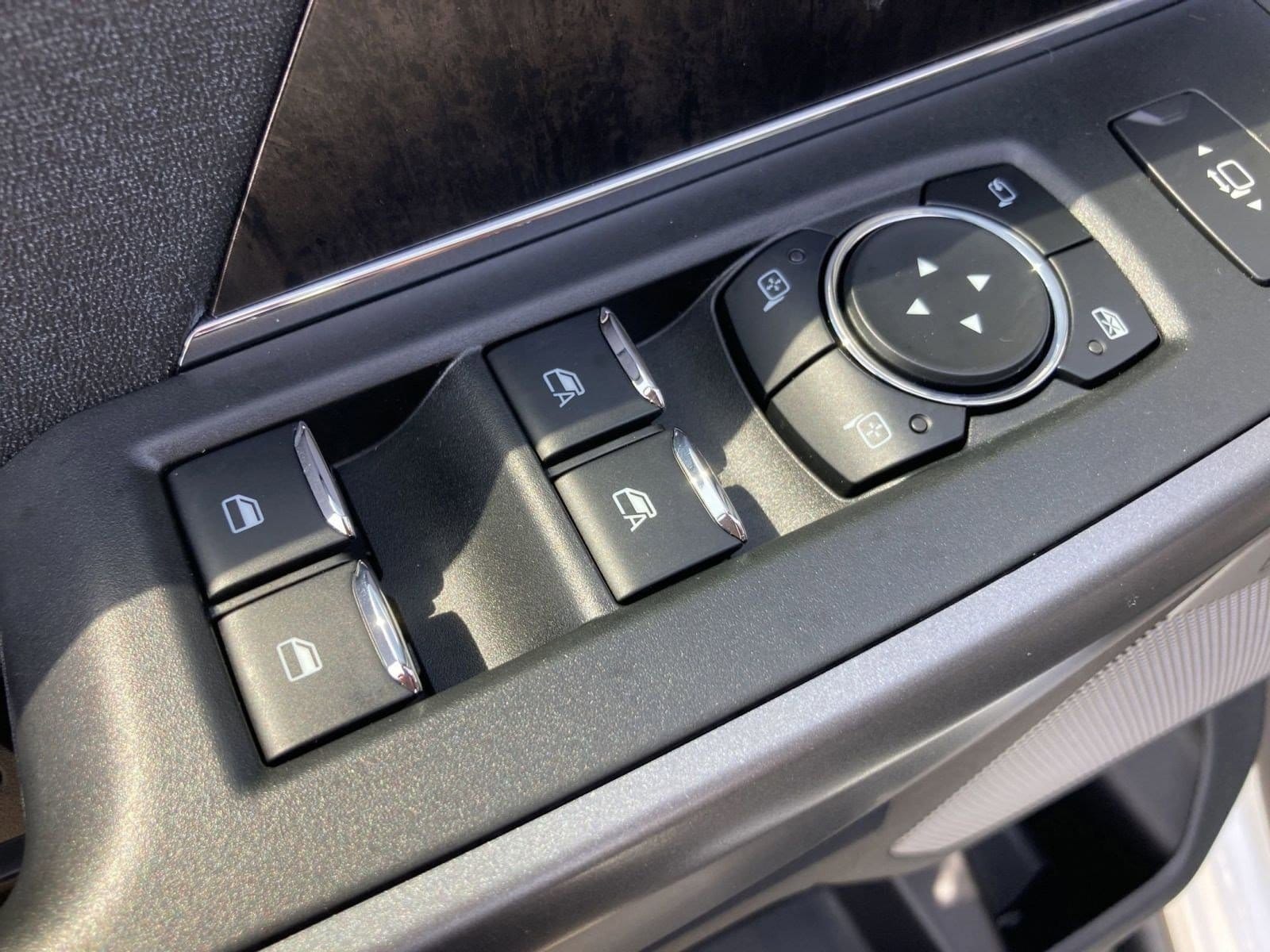 2025 Ford F-250 Super Duty Lariat - Photo 11