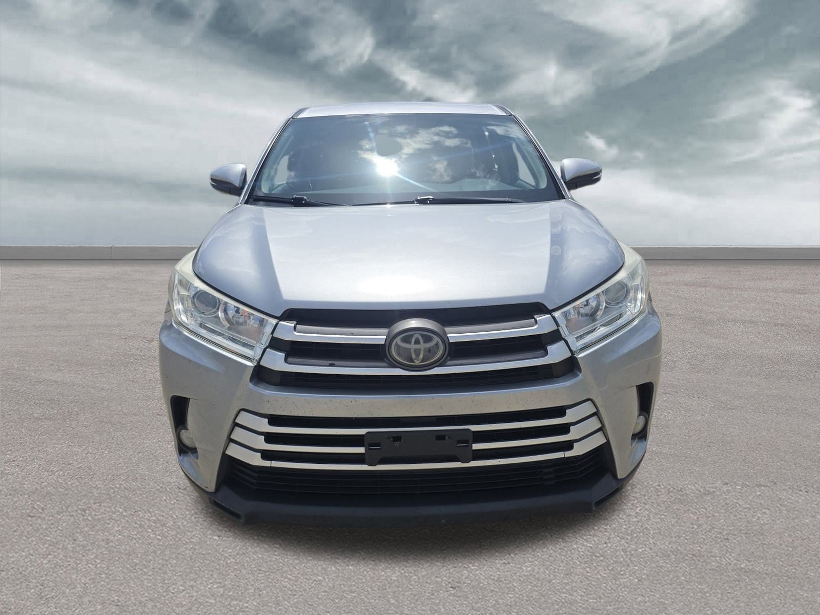 Used 2017 Toyota Highlander LE Plus with VIN 5TDZZRFH7HS234207 for sale in Nederland, TX