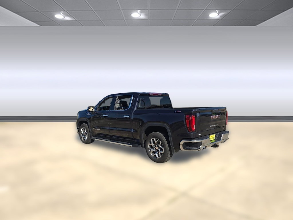 Used 2023 GMC Sierra 1500 SLT Truck Crew Cab