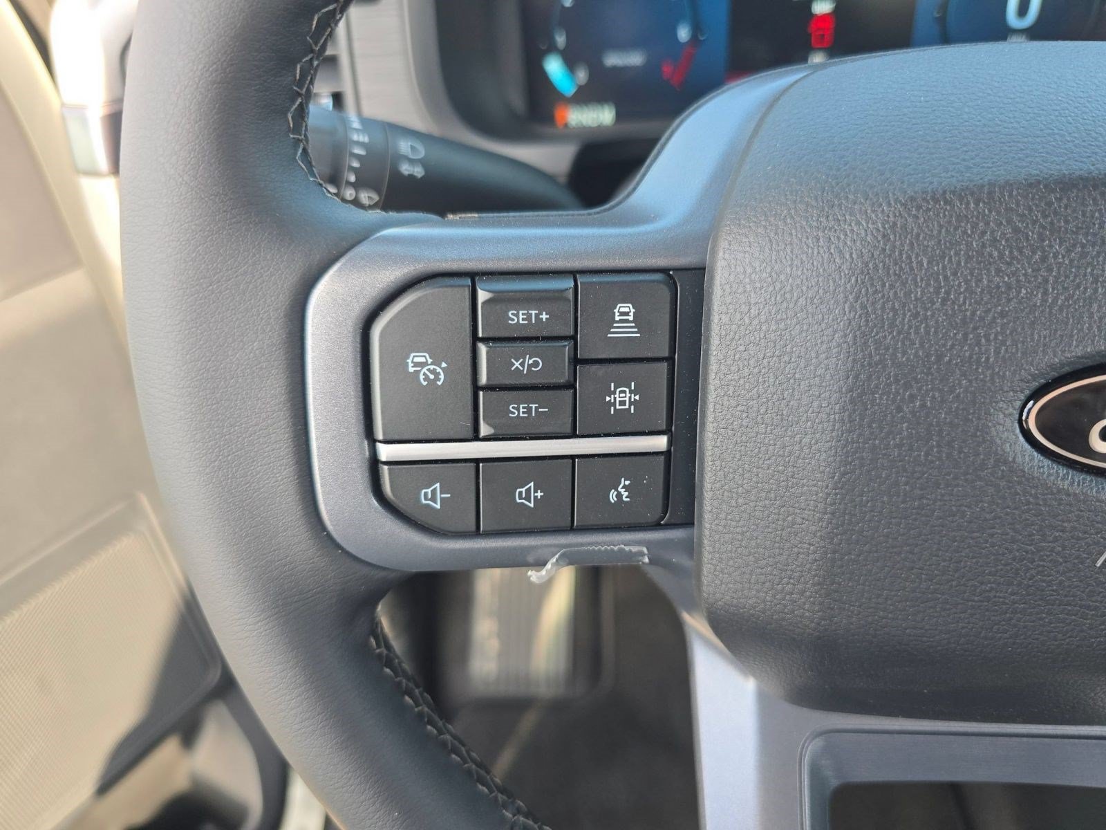 2026 Ford F-150 XLT - Photo 15