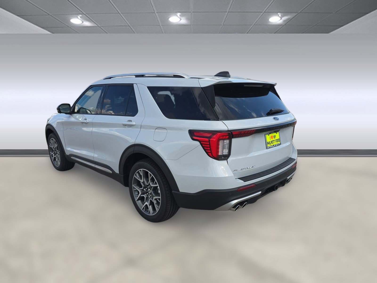 2025 Ford Explorer Platinum photo 2