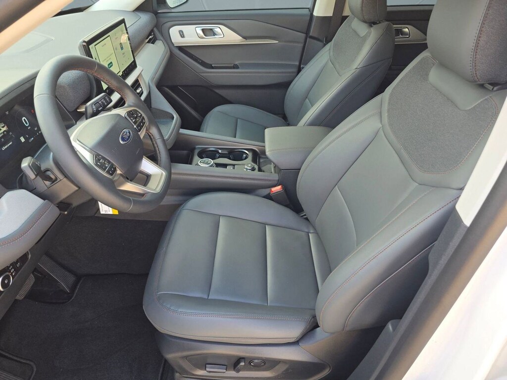 New 2026 Ford Explorer Active w/100A Pkg SUV