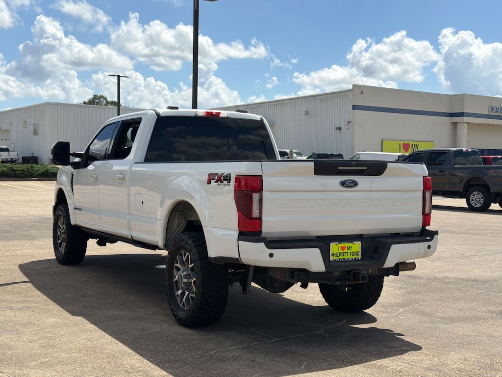 Used 2022 Ford F-350 LARIAT Truck Crew Cab